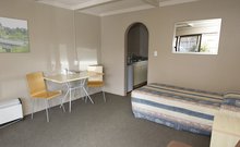 One Bedroom Spa (Living Room)